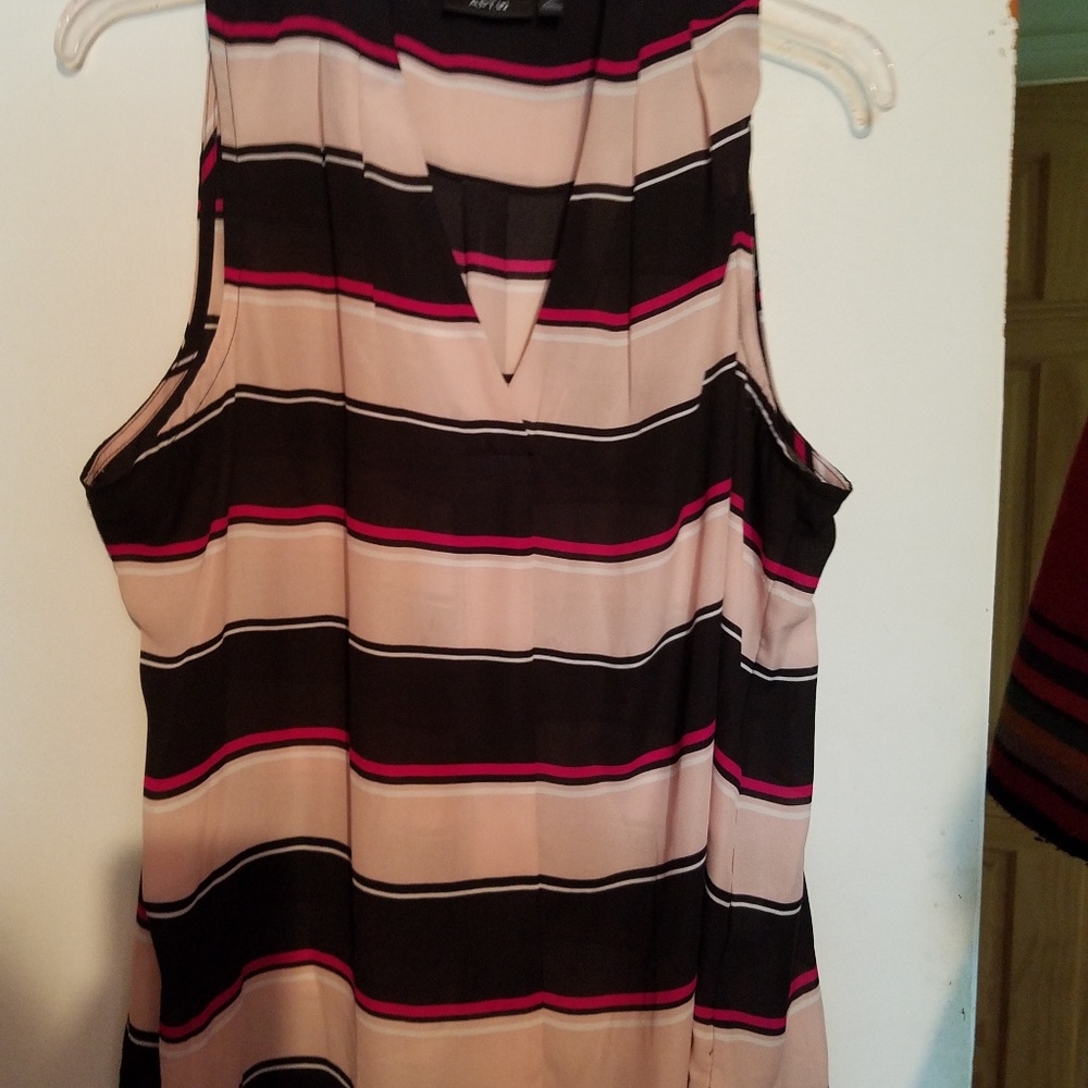 Stripped top